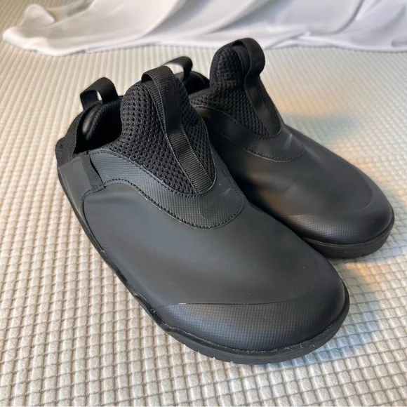 Nike Women’s Zoom Pulse Nursing Slip-On Shoes - Picture 8 of 10